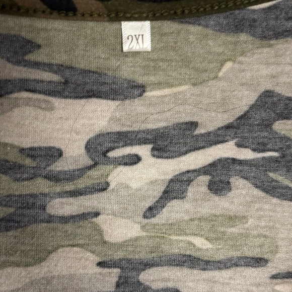 Camo Tank Top with American Flag Design - Picture 2 of 3